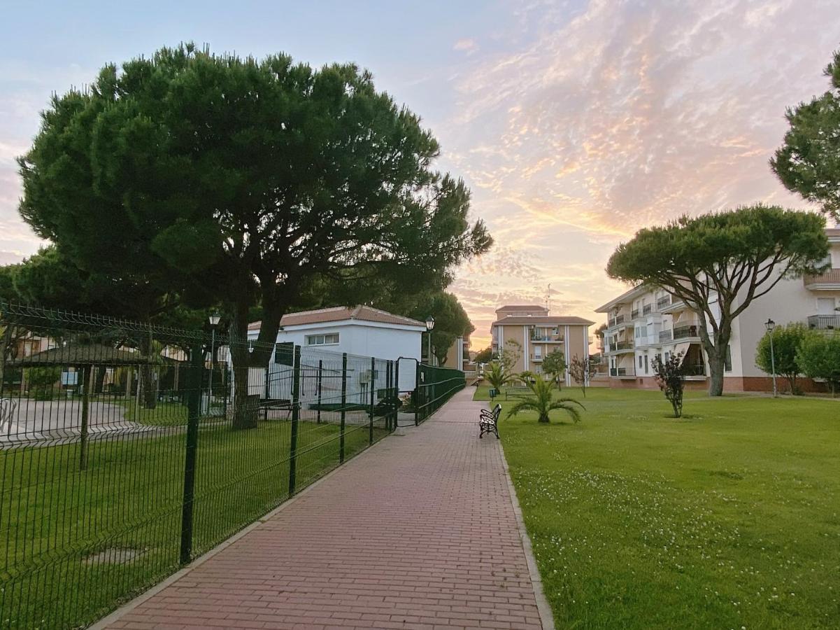 Apartamento De 3 Habitaciones, Zona Muy Tranquila A Unos Minutos De La Playa Mazagon Exterior photo